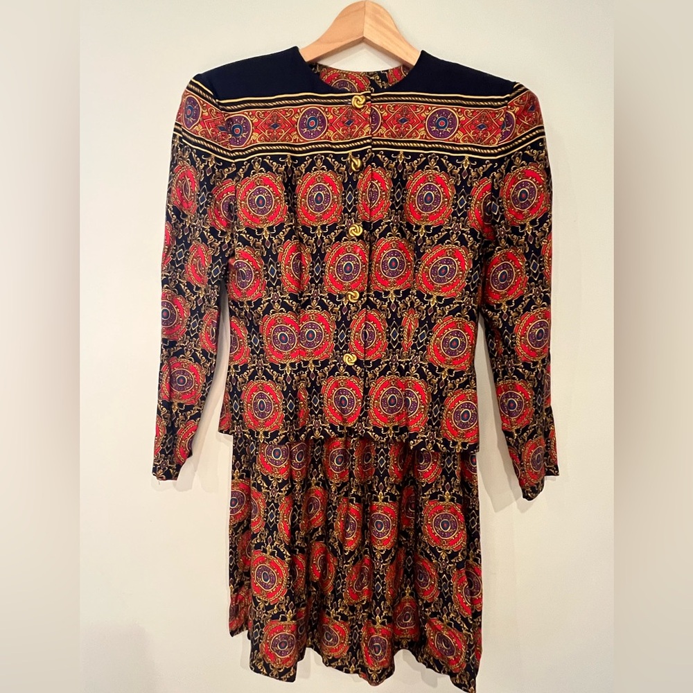 Vintage 80s/90s Megan Moore Blazer and skirt set Size 4 (XS/S)